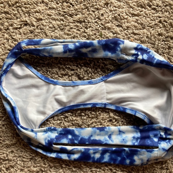 PINK Victoria’s Secret bikini bottoms - Picture 3 of 3